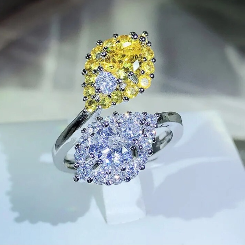 925 Silver Yellow Diamond Twist Ring - Picture 3 of 4